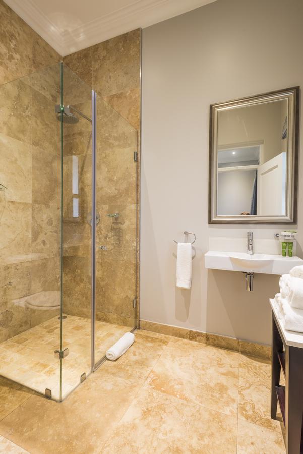 דורבן The Avondale Boutique Hotel מראה חיצוני תמונה