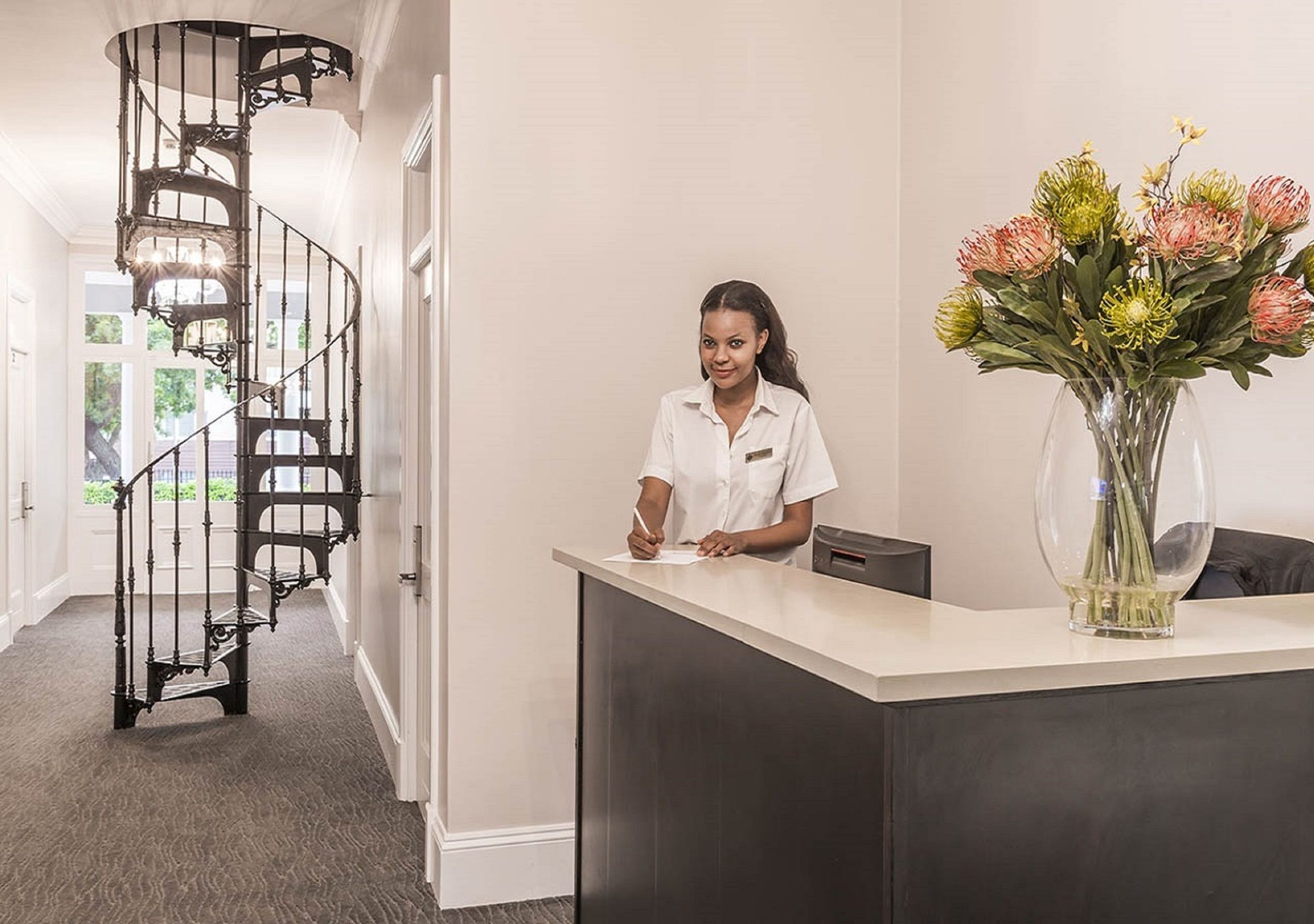 דורבן The Avondale Boutique Hotel מראה חיצוני תמונה